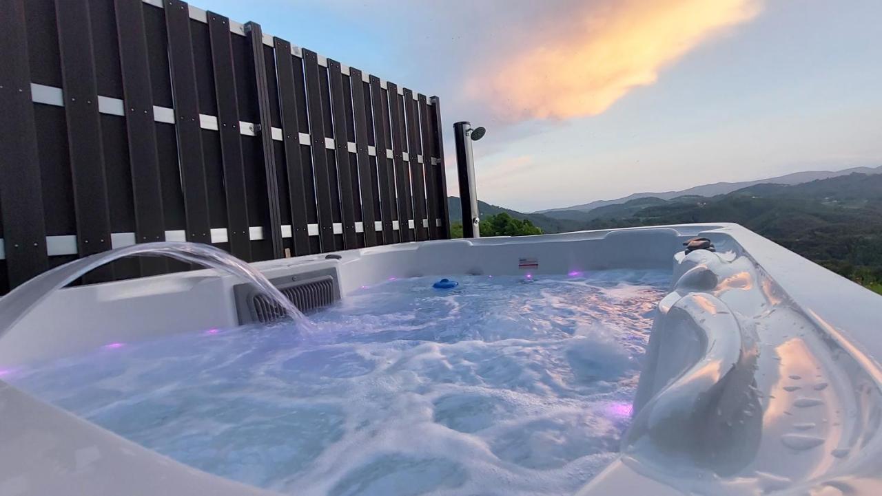 Tanja S Holiday Home In Nature With Sauna And Hot Tub Gorica pri Slivnici Esterno foto